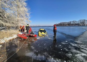 Rajd po zamarzniętym jeziorze zakończony zarzutami