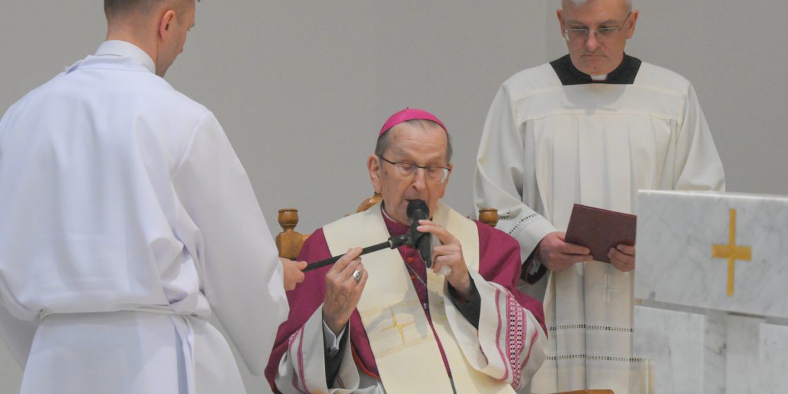 Abp Henryk Muszyński obchodzi 40-lecie sakry biskupiej. Uroczysta Msza w Gnieźnie