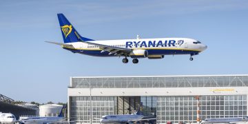Ryanair ogłosił rozkład lotów na lato 2025 dla poznańskiego lotniska