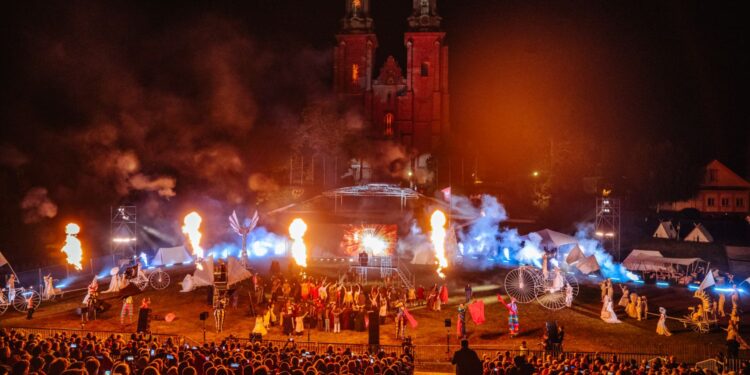 Gniezno świętuje 1000-lecie koronacji Chrobrego. Widowisko historyczne z udziałem ponad 100 artystów