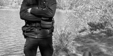 Tragiczna śmierć policjanta z Czerniejewa. wjechał autem pod pociąg