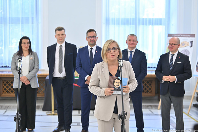 54811281920_5f287e2c0b_z