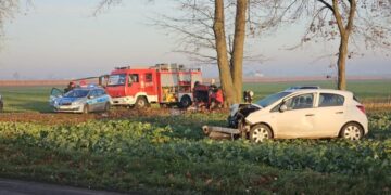 Groźny wypadek pod Gnieznem. 54-latek trafił do szpitala śmigłowcem LPR