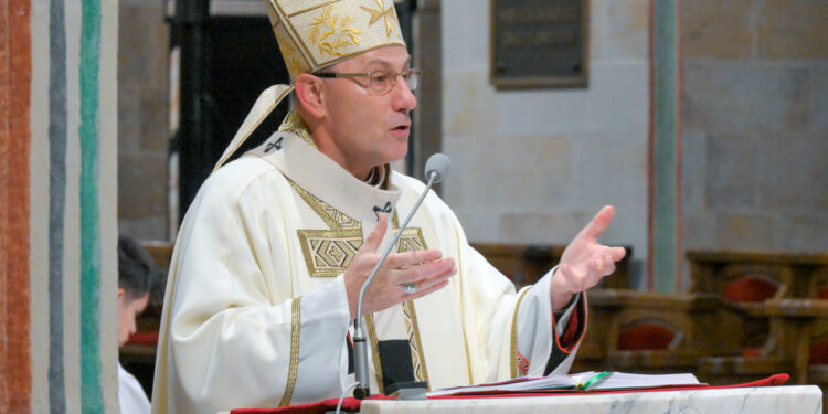 Prymas Polski apeluje o zgodę narodową i braterstwo: „W rodaku trzeba widzieć brata, nie przeciwnika”