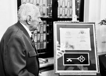 Gniezno żegna Honorowego Obywatela. Nie żyje harcmistrz Aleksander Sekulski