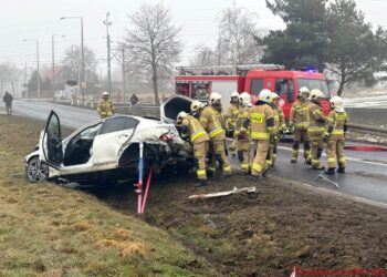 Koniec utrudnień na DK15. Po wypadku w Wymysłowie ruch wrócił do normy