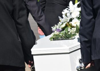 Wyższy i szybszy zasiłek pogrzebowy od Nowego Roku. 7 tys. zł w 14 dni
