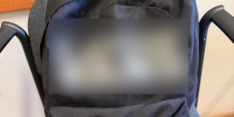 Ukradł kawy i zaatakował ochroniarza gazem. 33-latek w rękach policji w centrum Gniezna