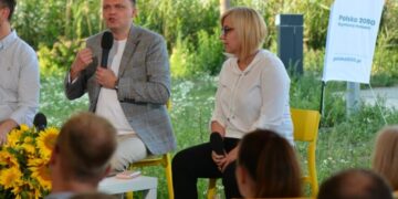 Hołownia i Hennig-Kloska wiceprzewodniczącymi Polski 2050. Nowy zarząd partii wybrany