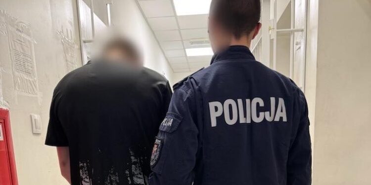 Włamywacz wynosił sprzęt z piwnic i nosił do lombardu. Wpadł, bo pokrzywdzony odnalazł swoją kosę