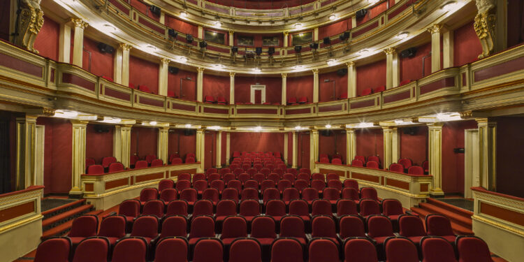 Teatr Polski w Poznaniu przejdzie remont za 70 mln zł. Scena obrotowa z ręcznym napędem zostanie zachowana