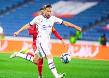 Grzegorz Krychowiak na szkolnym boisku w Mieścisku. Spotkanie już jutro!