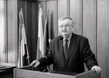 Nie żyje Wiesław Zajączkowski. Twórca Festynu Archeologicznego w Biskupinie miał 75 lat