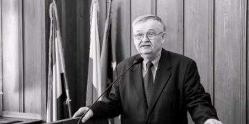 Nie żyje Wiesław Zajączkowski. Twórca Festynu Archeologicznego w Biskupinie miał 75 lat