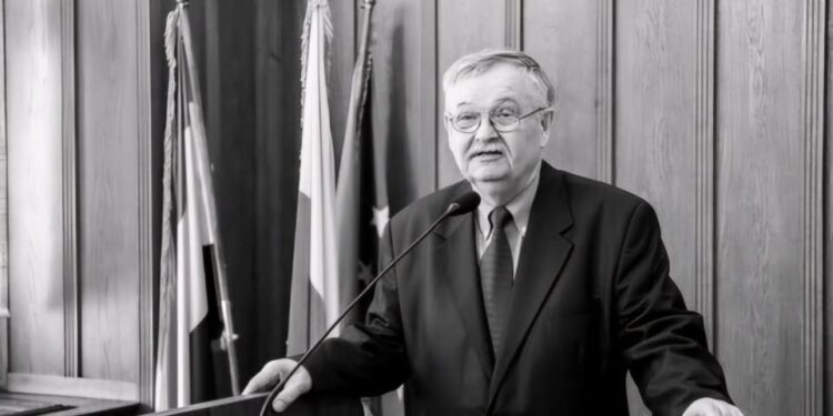 Nie żyje Wiesław Zajączkowski. Twórca Festynu Archeologicznego w Biskupinie miał 75 lat